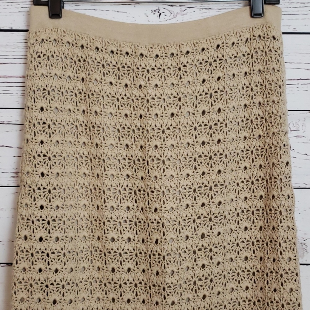 Harold's Tan Crochet Midi Skirt Size Medium - Picture 5 of 8